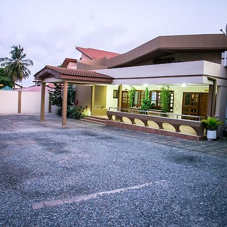 Golden Crest Lodge Bawaleshi Exteriör bild