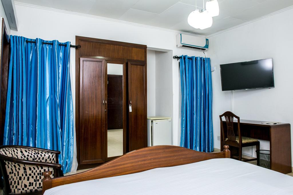 Golden Crest Lodge Bawaleshi Exteriör bild
